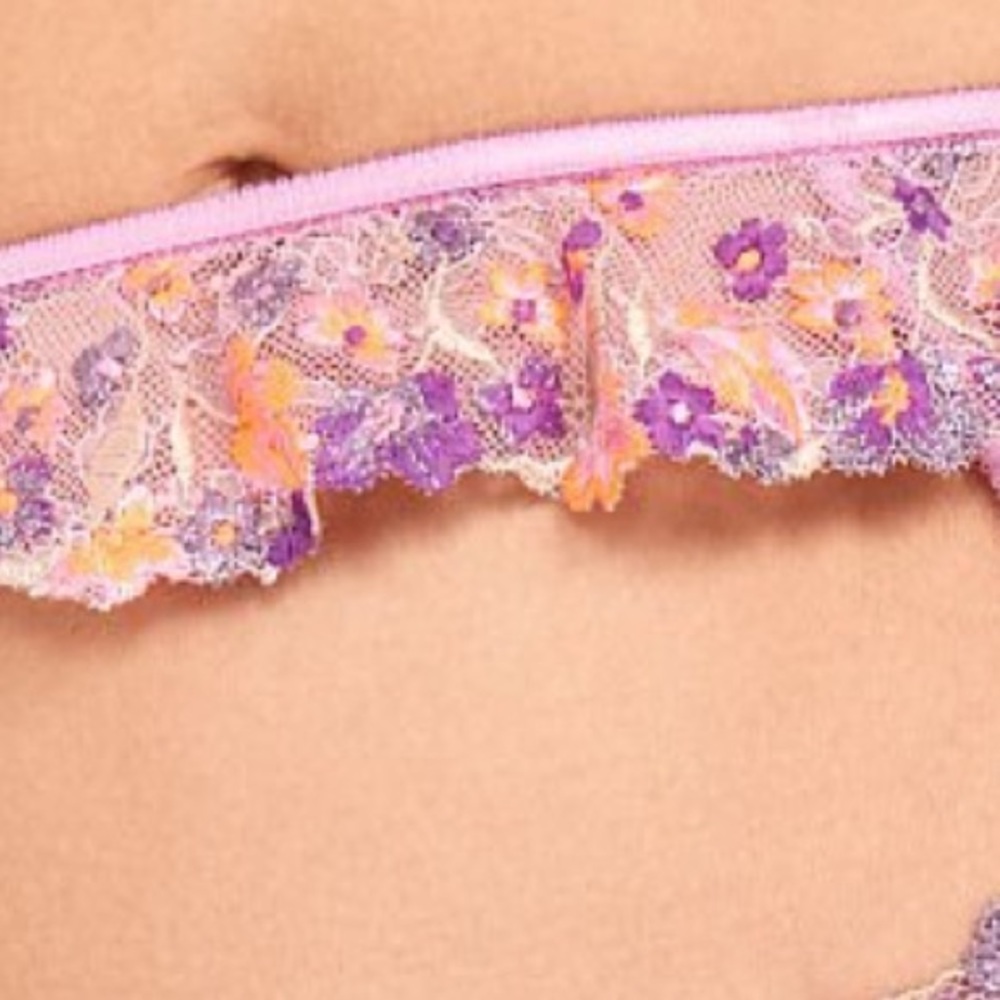 For Love & Lemons purple 
Bloom Lace Garter Belt NWT size Medium